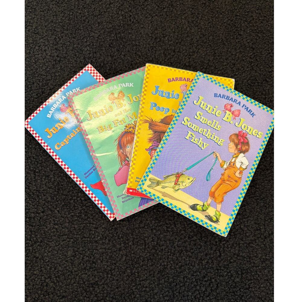 Junie B Jones Book Set of 4 Fiction Funny Books Kids Books Peep in my Pocket